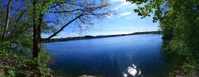 f56c3807364Lac_de_Butgenbach_en_mai